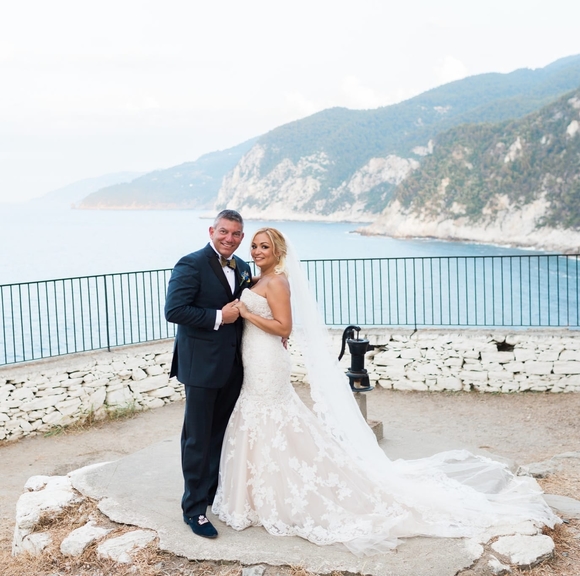 Meet your Posher, Jessica - Picture 1 of 1